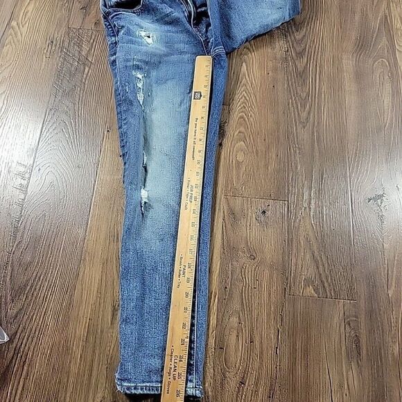 Gap Jeans Womens 27R Best Girlfriend Distressed Denim Medium Dark Wash - Picture 6 of 8